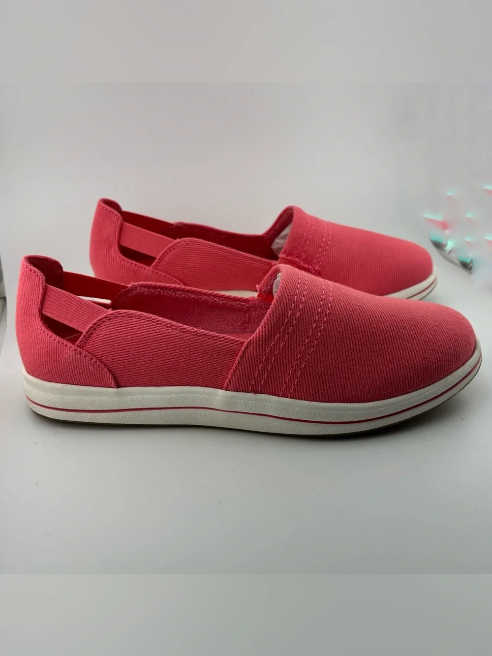 Clarks canvas slip